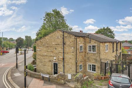 1 bedroom Flat for sale in Harrogate Road, Chapel Allerton, Leeds, LS7