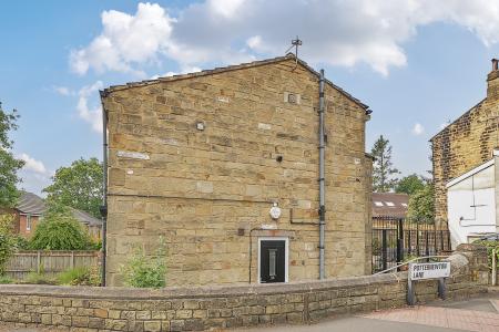 1 bedroom Flat for sale in Harrogate Road, Chapel Allerton, Leeds, LS7