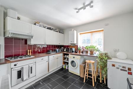 1 bedroom Flat for sale in Harrogate Road, Chapel Allerton, Leeds, LS7