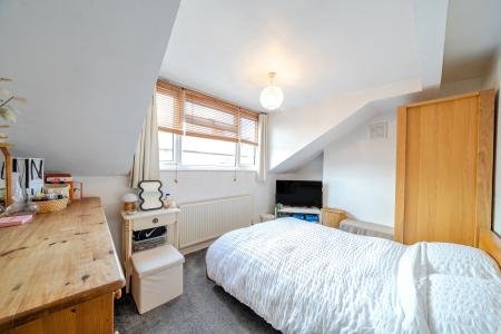 4 bedroom Terraced House for sale in Hawthorn Vale, Chapel Allerton, Leeds, LS7