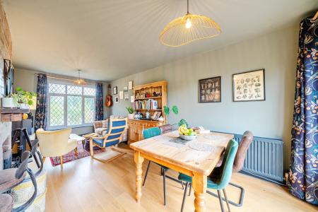 2 bedroom Semi-detached house for sale in Lidgett Lane, Roundhay, Leeds, LS8