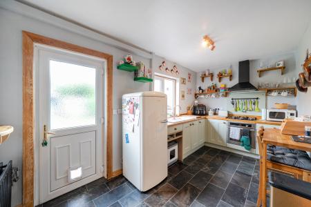 3 bedroom Semi-detached house for sale in Miles Hill Grove, Chapel Allerton, Leeds, LS7