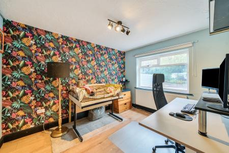 3 bedroom Semi-detached house for sale in Potternewton Lane, Leeds, LS7