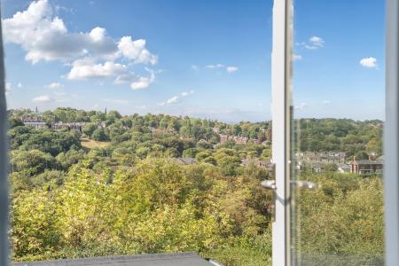 3 bedroom Semi-detached house for sale in Potternewton Lane, Leeds, LS7