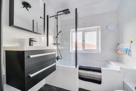 3 bedroom Semi-detached house for sale in Potternewton Lane, Leeds, LS7