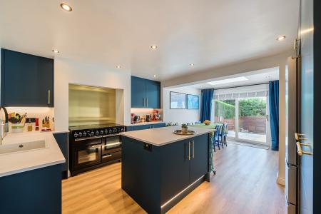 3 bedroom Semi-detached house for sale in Potternewton Lane, Leeds, LS7