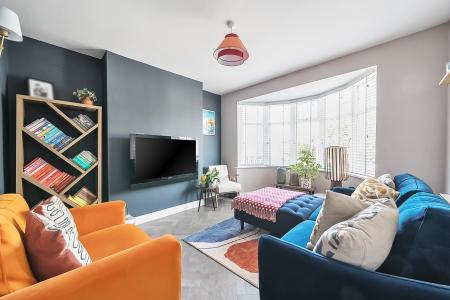 4 bedroom Semi-detached house for sale in Roundhay Avenue, Leeds, LS8