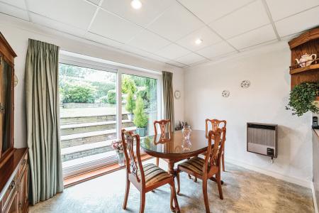 4 bedroom Semi-detached house for sale in Wensley Green, Chapel Allerton, Leeds, LS7