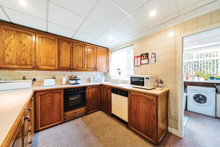 4 bedroom Semi-detached house for sale in Wensley Green, Chapel Allerton, Leeds, LS7