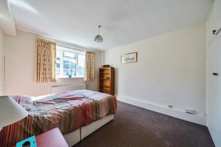 2 bedroom Flat for sale in West Lodge, 23 Stainbeck Lane, Chapel Allerton, Leeds, LS7