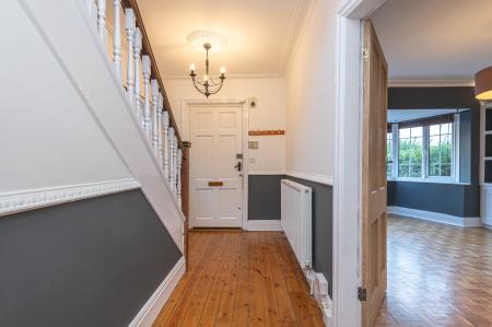 4 bedroom Semi-detached house to let in Harrogate Road, Chapel Allerton, Leeds, LS7