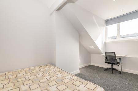 4 bedroom Terraced House to let in John Street (AVAILABLE NOW), Hyde Park, Leeds, LS6