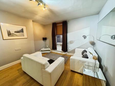 2 bedroom Flat to let in Thorp House, 9-15 Commercial S, Morley, Leeds, LS27