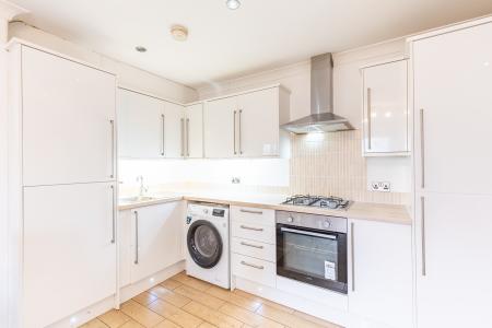 2 bedroom Flat to let in Westfield Terrace, Chapel Allerton, Leeds, LS7
