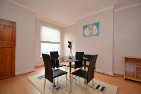 4 bedroom Terraced House to let in Methley Drive, Chapel Allerton, Leeds, LS7