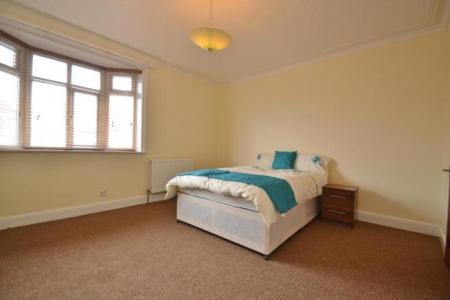 4 bedroom Terraced House to let in Methley Drive, Chapel Allerton, Leeds, LS7