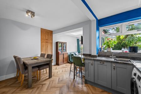 4 bedroom Terraced House to let in Henconner Crescent, Chapel Allerton, Leeds, LS7