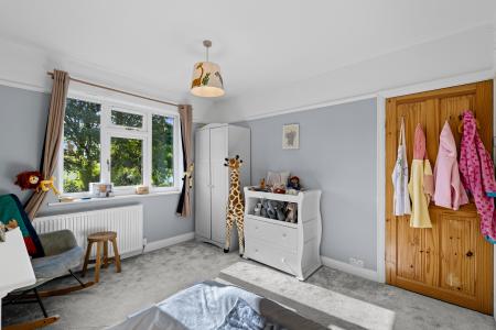 4 bedroom Terraced House to let in Henconner Crescent, Chapel Allerton, Leeds, LS7