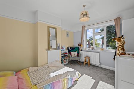 4 bedroom Terraced House to let in Henconner Crescent, Chapel Allerton, Leeds, LS7