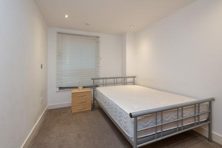 2 bedroom Flat to let in Magellan House, Leeds, LS10