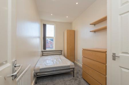 5 bedroom Terraced House for sale in Bentley Lane, Meanwood, Leeds, LS6