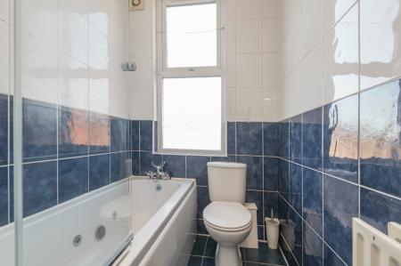 5 bedroom Terraced House for sale in Bentley Lane, Meanwood, Leeds, LS6