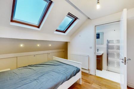 4 bedroom Terraced House for sale in Victoria Street, Chapel Allerton, Leeds, LS7