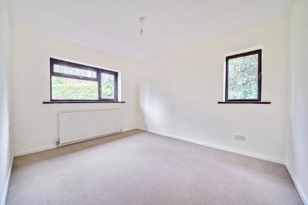 2 bedroom Detached house for sale in Newton Park Drive, Chapel Allerton, Leeds, LS7