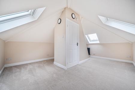 2 bedroom Detached house for sale in Newton Park Drive, Chapel Allerton, Leeds, LS7