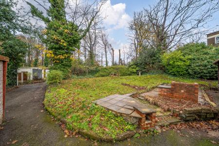 2 bedroom Detached house for sale in Newton Park Drive, Chapel Allerton, Leeds, LS7