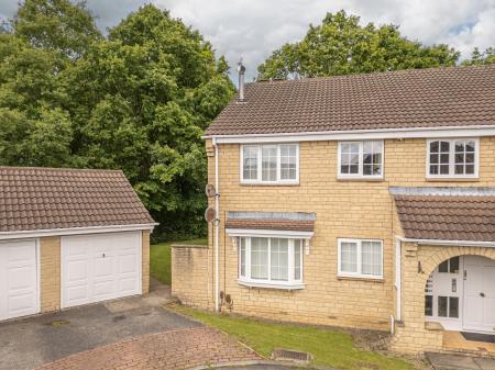 Oakdene Drive, Alwoodley, Leeds, LS17