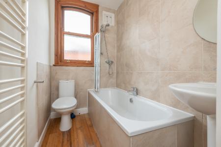 4 bedroom Terraced House to let in Pasture Grove, Chapel Allerton, Leeds, LS7