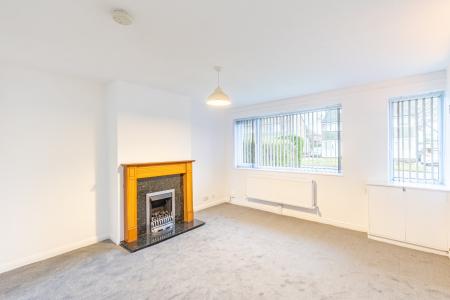 3 bedroom Semi-detached house to let in Sunningdale Avenue, Alwoodley, Leeds, LS17