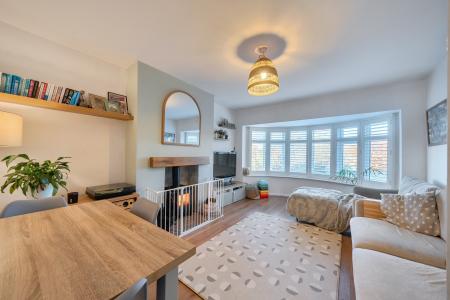 2 bedroom Semi-detached bungalow for sale in Carr Manor Road, Moortown, Leeds, LS17