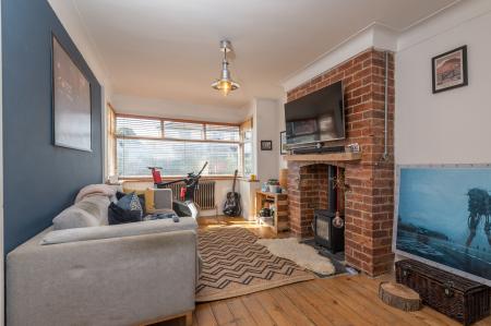 3 bedroom End of terrace house to let in Henconner Gardens, Chapel Allerton, Leeds, LS7