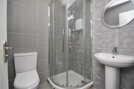 2 bedroom Flat to let in Westfield Terrace, Chapel Allerton, Leeds, LS7