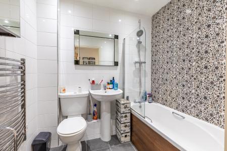 2 bedroom Flat to let in Potternewton Mount, Chapel Allerton, Leeds, LS7