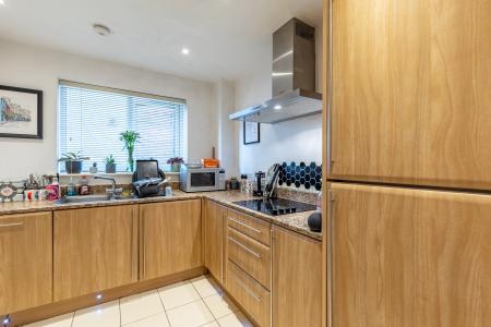 2 bedroom Flat to let in Potternewton Mount, Chapel Allerton, Leeds, LS7