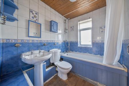 3 bedroom Semi-detached house for sale in Elmton Close, Middleton, Leeds, LS10