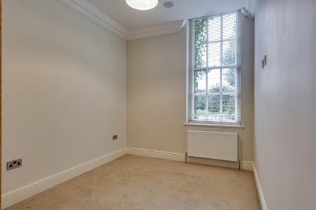 2 bedroom Flat to let in Wensley Drive, Chapel Allerton, Leeds, LS7