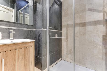 2 bedroom Flat to let in Wensley Drive, Chapel Allerton, Leeds, LS7