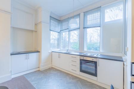 1 bedroom Flat to let in St Marys Road, Leeds, LS7
