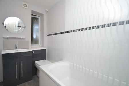 2 bedroom Flat to let in Newton Hill Court, Chapeltown Road, Chapel Allerton, Leeds, LS7