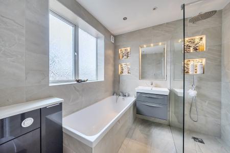 3 bedroom Semi-detached house for sale in Shadwell Walk, Shadwell, Leeds, LS17