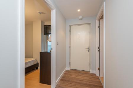 2 bedroom Flat to let in Concord Street, Leeds, LS2