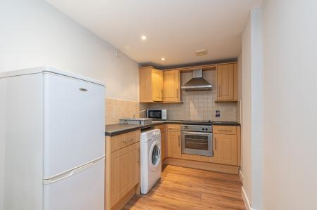 2 bedroom Flat to let in Concord Street, Leeds, LS2
