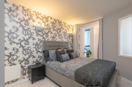 1 bedroom Flat to let in Bridgewater Place, Leeds, LS11