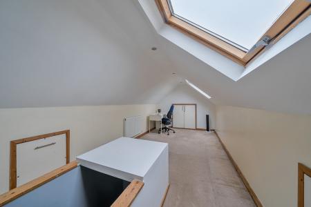 5 bedroom Detached house for sale in Southlands Drive, Moortown, Leeds, LS17