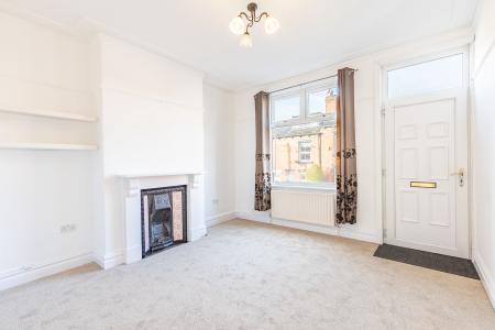 3 bedroom Terraced House to let in Greenwood Mount, Meanwood, Leeds, LS6