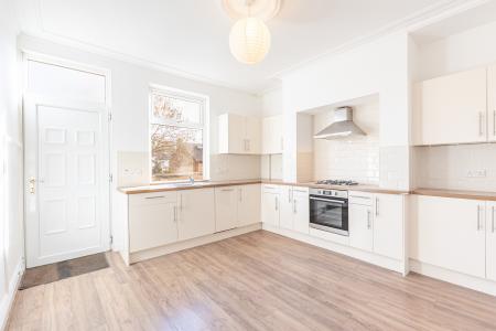 3 bedroom Terraced House to let in Greenwood Mount, Meanwood, Leeds, LS6